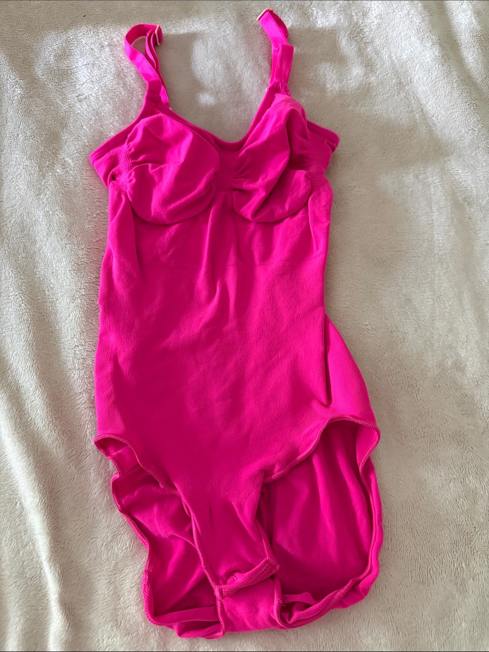 SKIMS Hot Pink Sculpting Bodysuit XXS XS